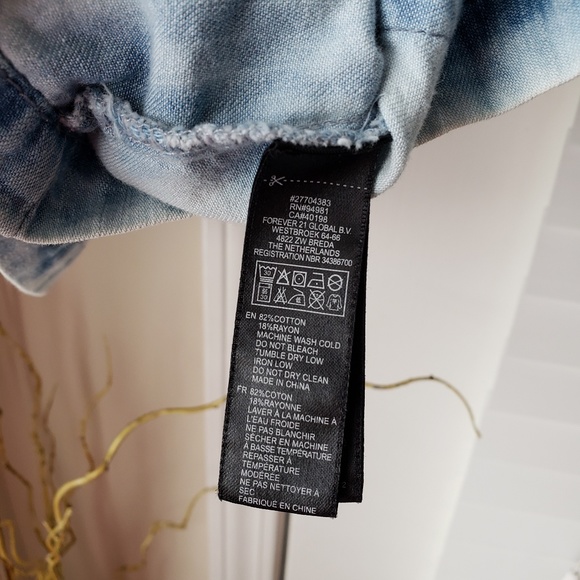 {life in progress} Lightweight Hooded Jean Jacket - Picture 5 of 5